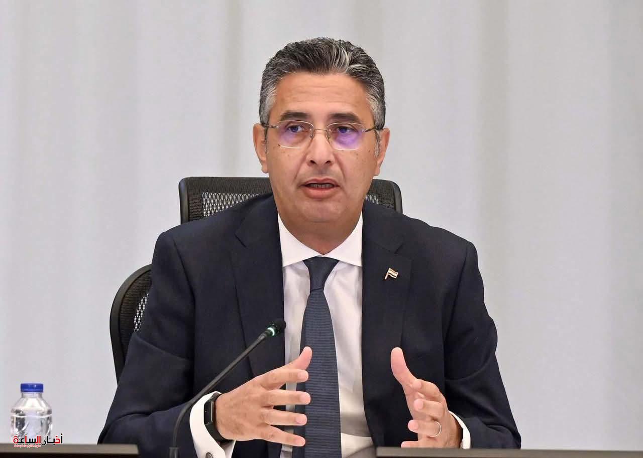 وزير التموين يتوجه إلى موسكو لتعزيز التعاون في الأمن الغذائي وتجارة السلع الاستراتيجية