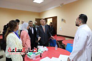 محافظ القاهرة يتابع حملة تطعيم الأطفال ضد الحصبة والحصبة الألمانية 7 akhbarelsaa.com gKqykJIR