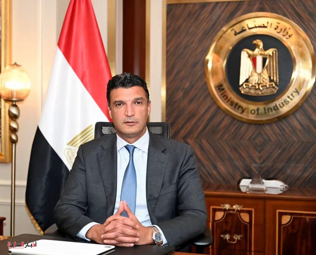 الصناعة تدعو المصانع المتعثرة للتسجيل بصندوق إعادة الهيكلة